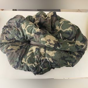 Cart and high chair cover with pocket.